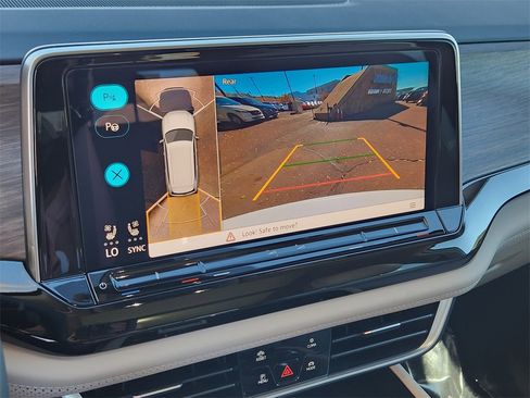 New 2026 Volkswagen Atlas SEL Premium R-Line image 13