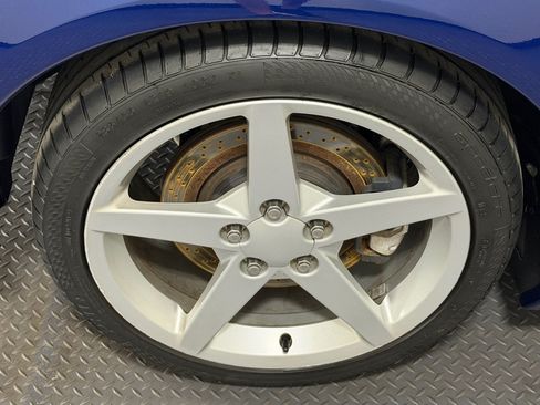 Used 2007 Chevrolet Corvette Coupe w/ Preferred Equipment Group RWD image 16