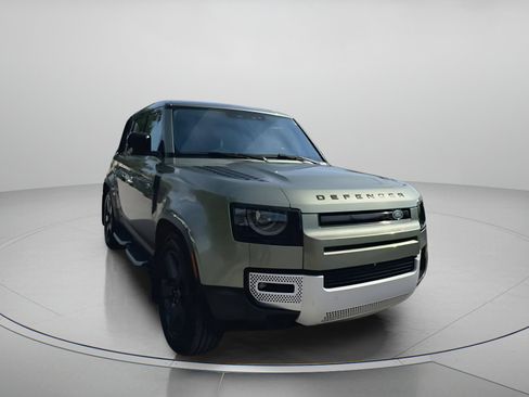 Used 2020 Land Rover Defender 110 HSE image 4