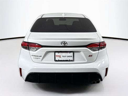 Certified 2024 Toyota Corolla SE w/ SE Premium Package image 11
