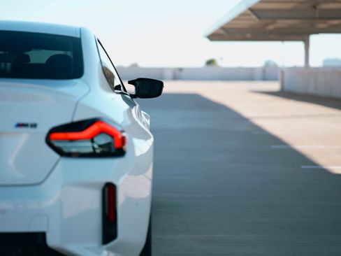 Used 2025 BMW M2 w/ Lighting Package image 9