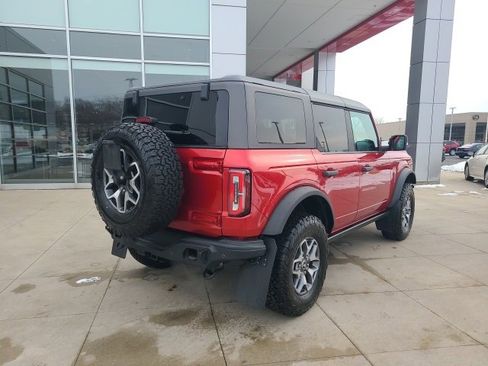 Used 2021 Ford Bronco Badlands image 7