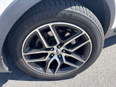 Used 2016 Ford Explorer Sport w/ Equipment Group 401A AWD/4WD image 2