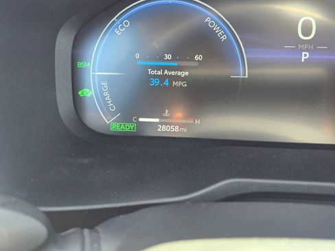 Used 2023 Toyota RAV4 Limited AWD/4WD image 27