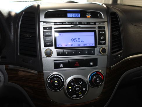Used 2012 Hyundai Santa Fe GLS FWD image 15