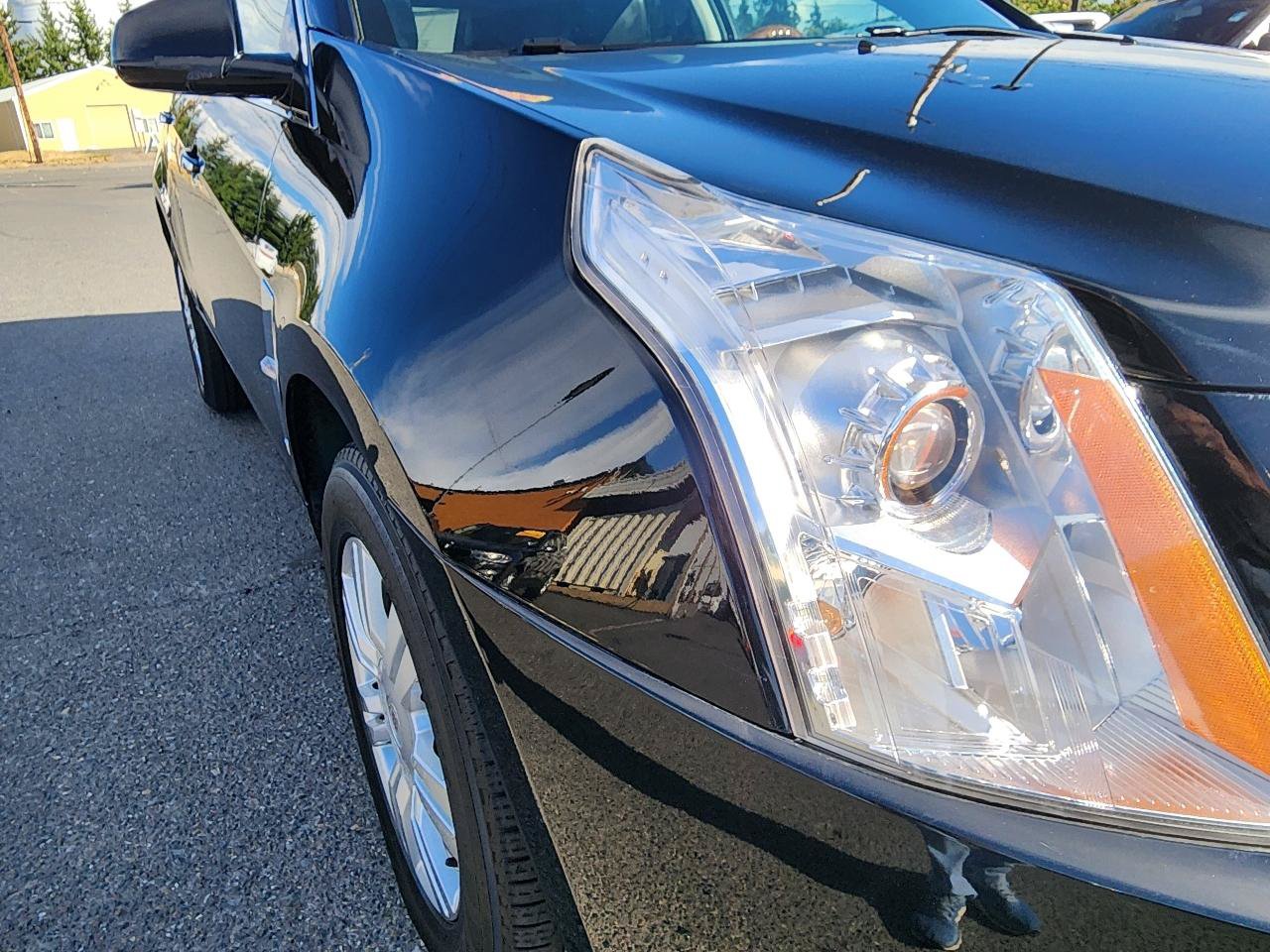 Used 2010 Cadillac SRX Luxury FWD image 29