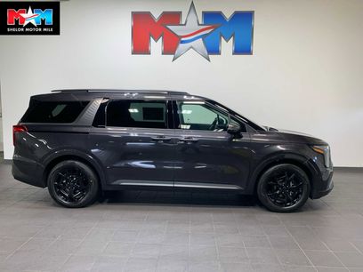 New 2026 Kia Carnival SX
