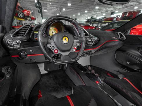 Certified 2019 Ferrari 488 Pista Coupe RWD image 23