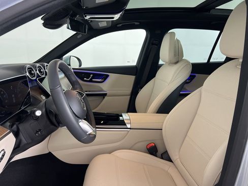 Certified 2026 Mercedes-Benz GLC 300 4MATIC image 3