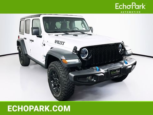 Used 2023 Jeep Wrangler Unlimited w/ Cold Weather Group AWD/4WD image 1