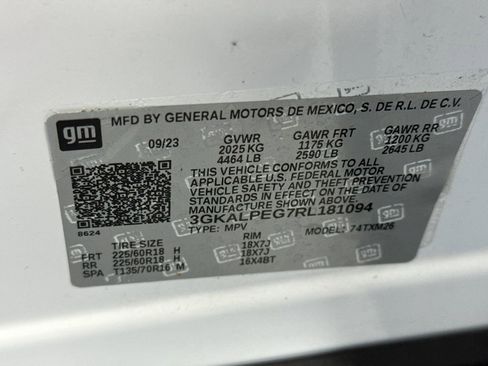 Used 2024 GMC Terrain SLT image 28