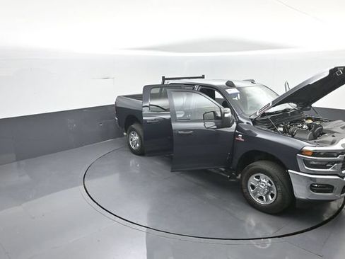 Used 2026 RAM 2500 Tradesman AWD/4WD image 42