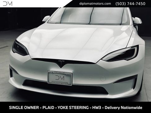 Used 2022 Tesla Model S Plaid AWD/4WD image 13