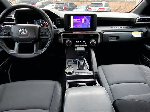 Used 2025 Toyota Tacoma SR image 13