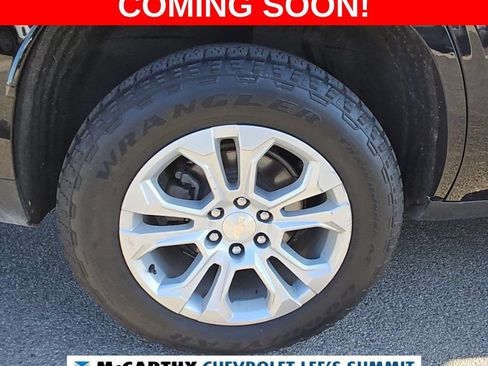 Used 2022 Chevrolet Tahoe Z71 w/ Off-Road Capability Package AWD/4WD image 5