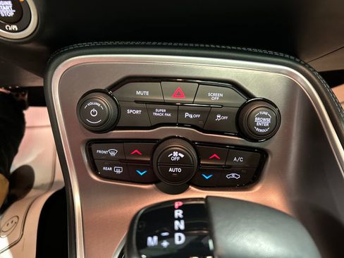 Used 2021 Dodge Challenger GT w/ Plus Package image 19