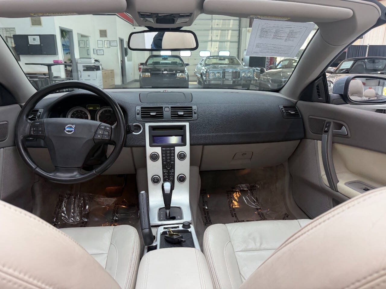 Used 2011 Volvo C70 T5 FWD image 17