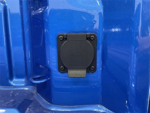 New 2026 Chevrolet Silverado 1500 LT w/ Leather Package image 16