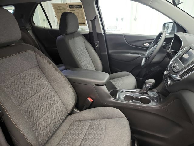 Used 2024 Chevrolet Equinox LT FWD image 24