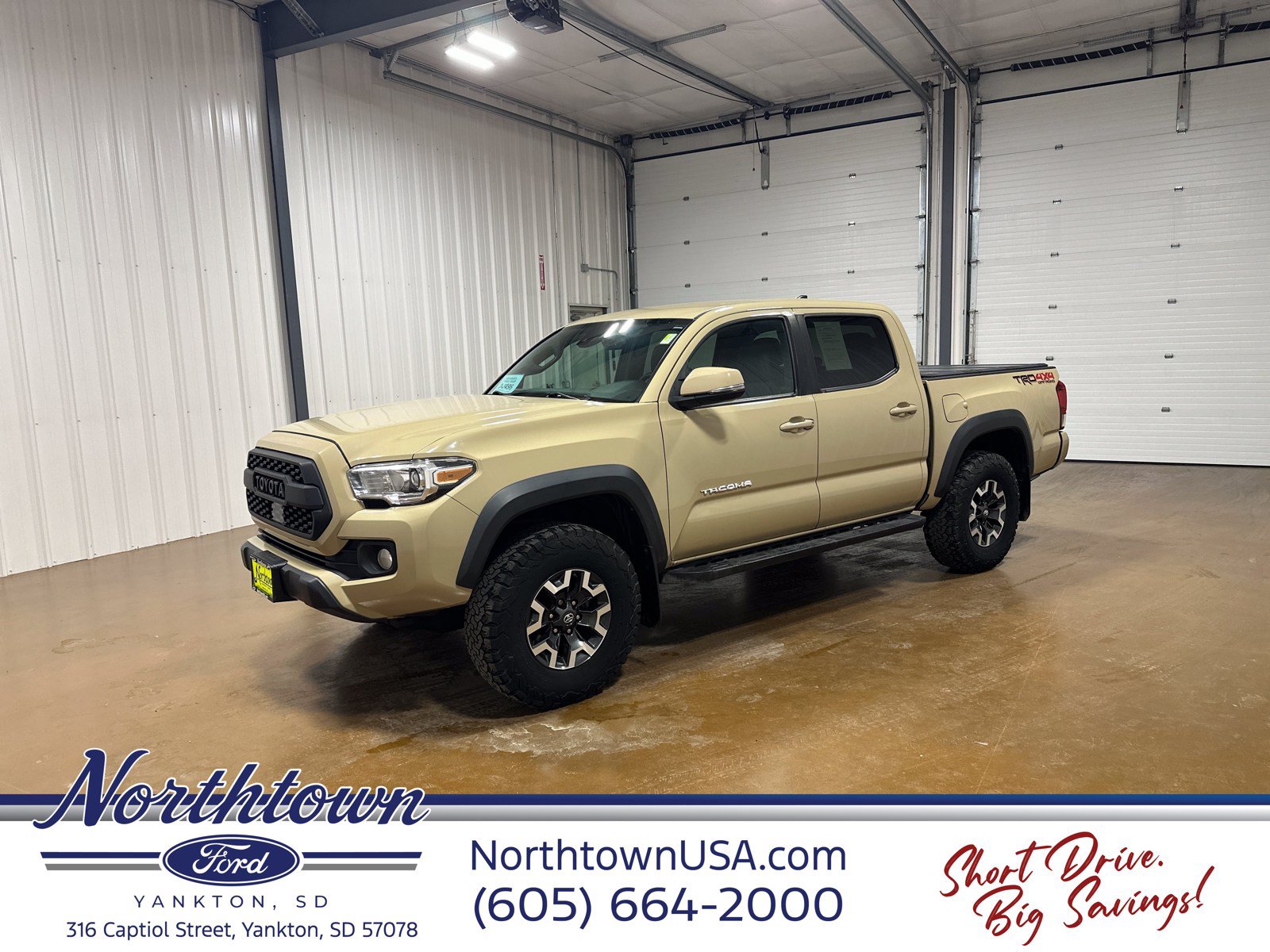 Used 2019 Toyota Tacoma TRD Off-Road AWD/4WD image 1