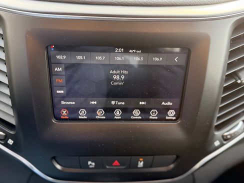 Used 2020 Jeep Cherokee Latitude Lux w/ Quick Order Package 26H Lux image 13