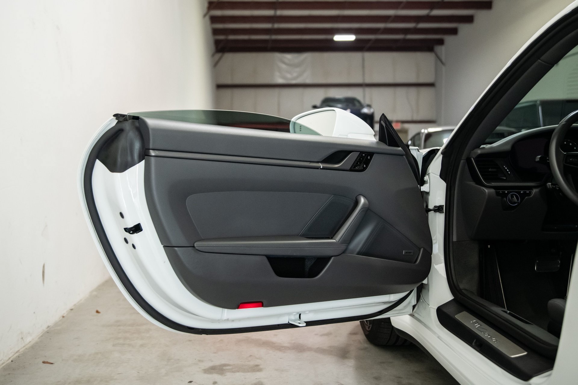 Used 2021 Porsche 911 Carrera image 27