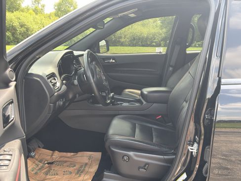 Used 2023 Dodge Durango R/T w/ Tow 'N Go Package AWD/4WD image 13