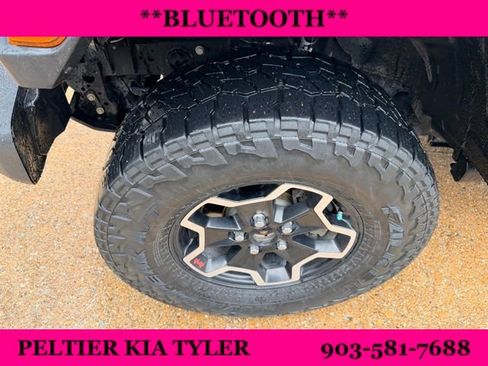 Used 2021 Jeep Gladiator Rubicon image 5