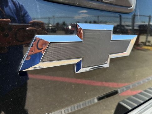 Used 2015 Chevrolet Silverado 2500 LTZ w/ Duramax Plus Package AWD/4WD image 34