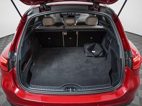 Certified 2025 Mercedes-Benz GLC 350e 4MATIC image 11
