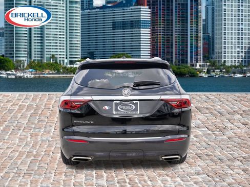 Used 2024 Buick Enclave Essence w/ Technology Package FWD image 6