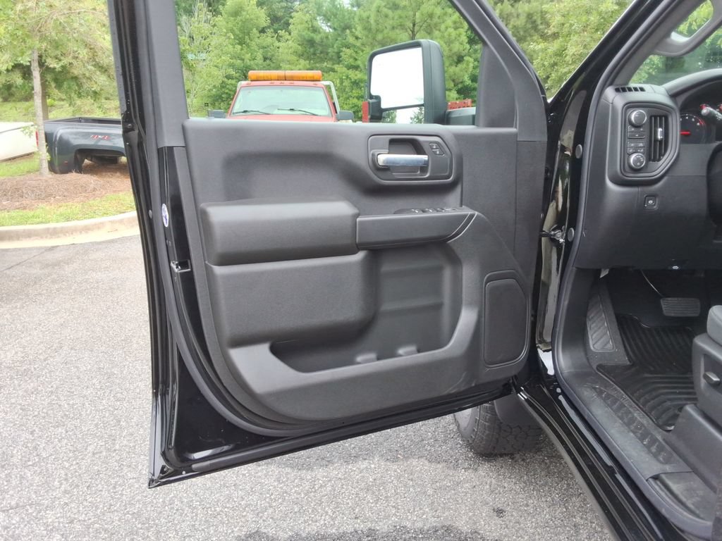 New 2026 Chevrolet Silverado 2500 Custom w/ Custom Convenience Package AWD/4WD image 20