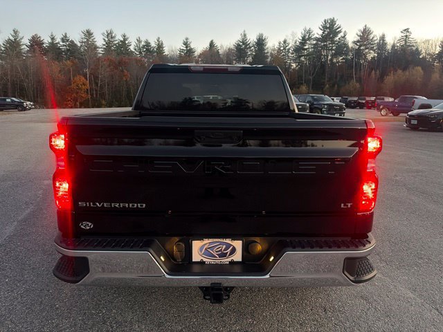 Used 2024 Chevrolet Silverado 1500 LT AWD/4WD image 5