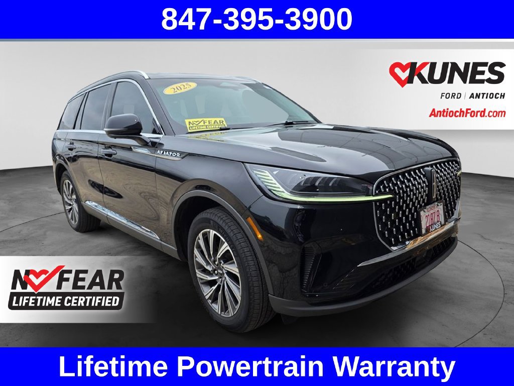 Used 2025 Lincoln Aviator AWD image 1