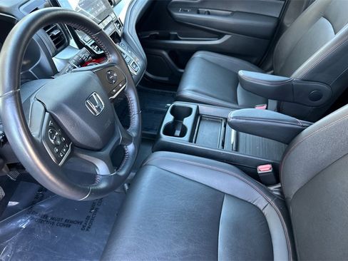 Certified 2023 Honda Odyssey Sport image 10