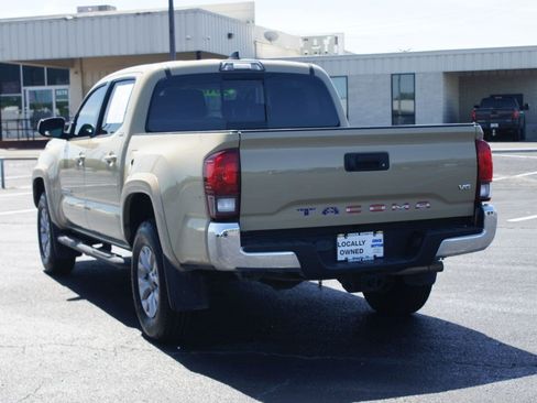 Used 2019 Toyota Tacoma SR5 RWD image 13