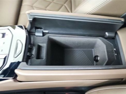 Used 2025 BMW 540i xDrive image 52