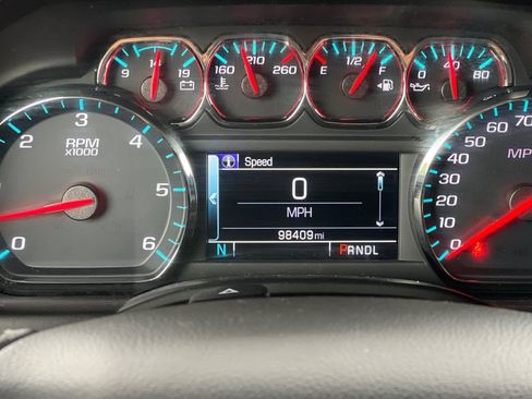 Used 2019 Chevrolet Tahoe LS w/ Enhanced Driver Alert Package AWD/4WD image 35