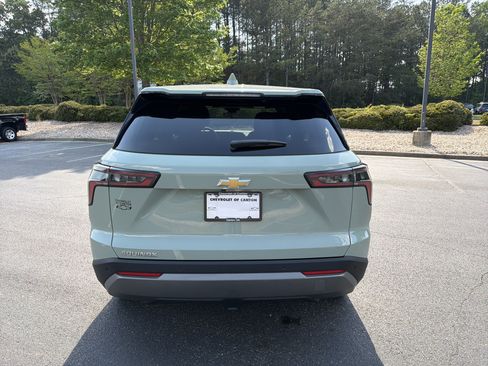 Used 2026 Chevrolet Equinox LT w/ LPO, Floor Liner Package FWD image 6