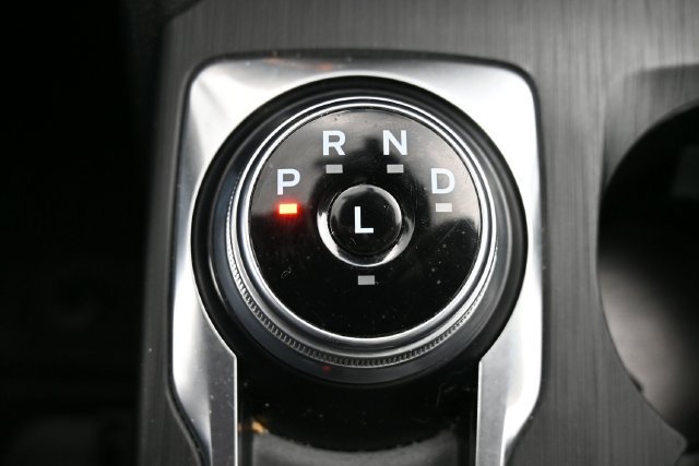 Used 2020 Ford Escape SE Sport FWD image 31
