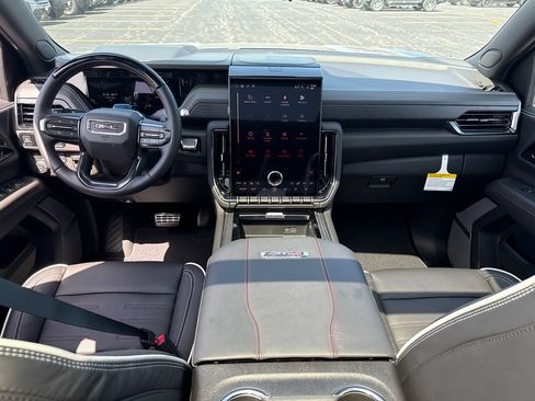 New 2026 GMC Yukon AT4 Ultimate AWD/4WD image 29