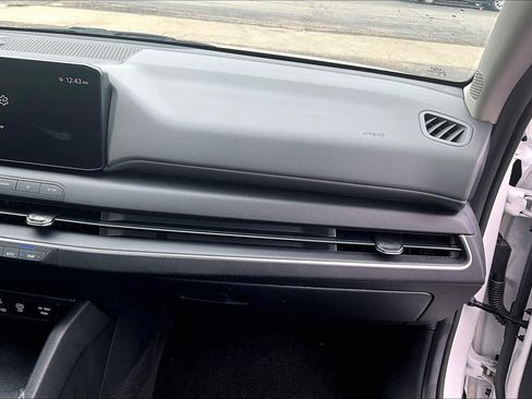Used 2025 Kia K4 FWD image 16