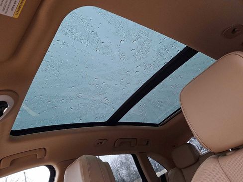 Used 2016 Porsche Macan S image 14