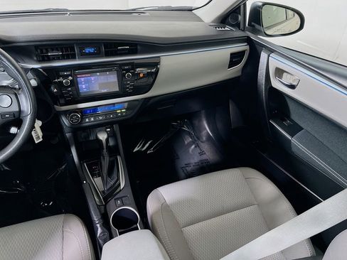 Used 2015 Toyota Corolla LE FWD image 20