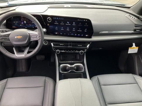 New 2026 Chevrolet Traverse LT image 12