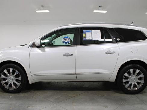 Used 2017 Buick Enclave Premium w/ Experience Buick Package image 6