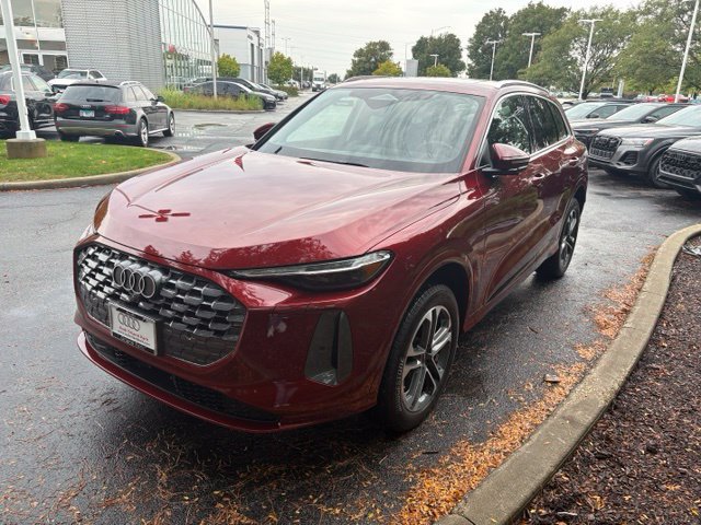 Used 2025 Audi Q5 Premium Plus AWD/4WD image 1