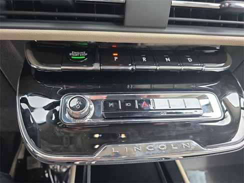 New 2026 Lincoln Corsair Premiere image 20