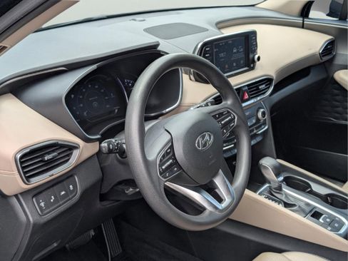 Used 2019 Hyundai Santa Fe SEL image 12
