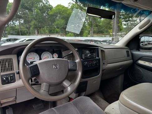 Used 2004 Dodge Ram 1500 Truck SLT RWD image 11